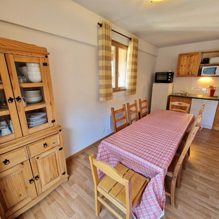 Spacieux appartement 4 pièces pour 8 pers, au cœur de la station, proche télécabine et commerces - FR-1-265-64 - Appartement (8 Adultes) - 17