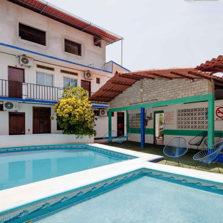 Hotel Naxhiely - Habitación Doble con vistas a la piscina - 2 camas - 66