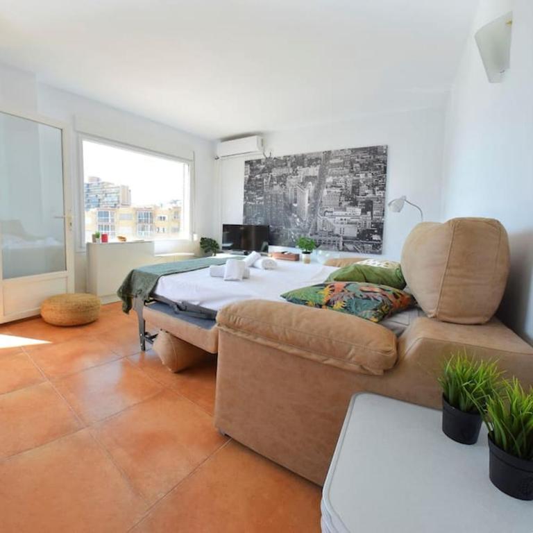 Seafront Apt in Arenales Beach, Pool & Parking - One-Bedroom Apartment - 13