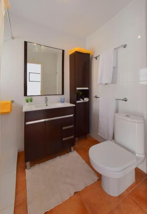 Seafront Apt in Arenales Beach, Pool & Parking - One-Bedroom Apartment - 23