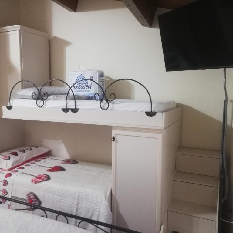 Appartamenti Cardinali - Appartamento con 2 Camere da Letto e con Vista - 16