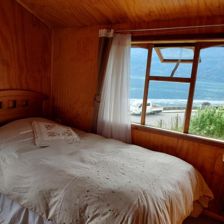 Hospedaje RUBLAS - Habitación Triple con baño compartido - 4