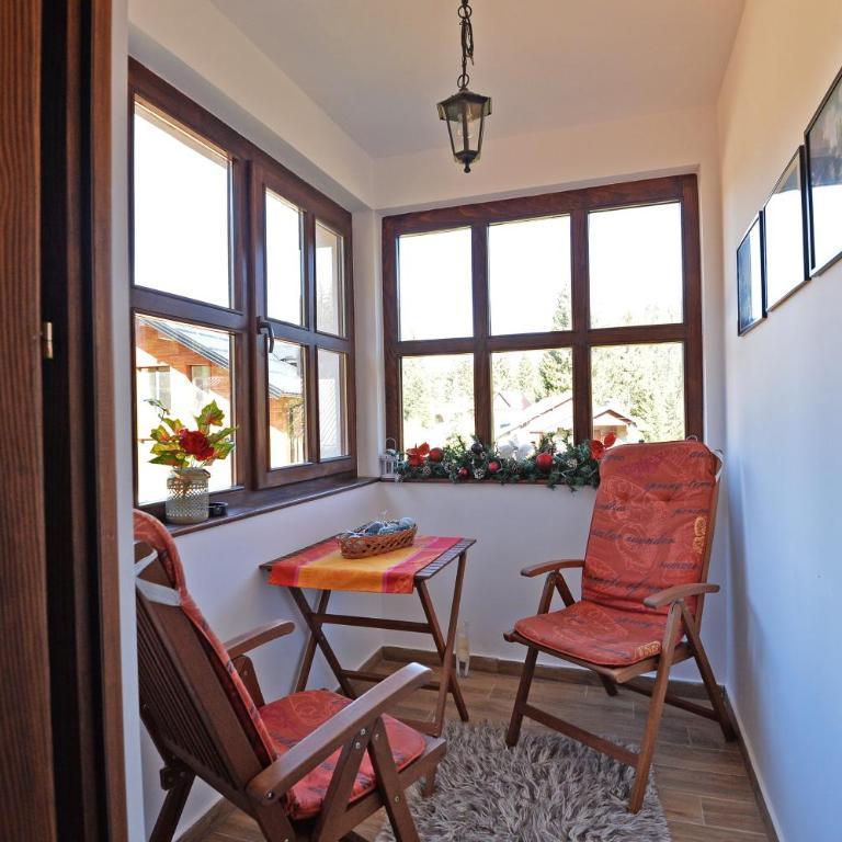 Apartmani Pahulja - Porodični Apartman sa 2 Spavaće Sobe - 12