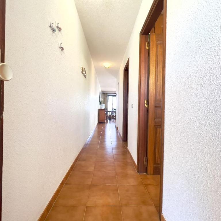 Max Neptuno 1st Line Beach Ocean View Apartment - One-Bedroom Apartment - 14