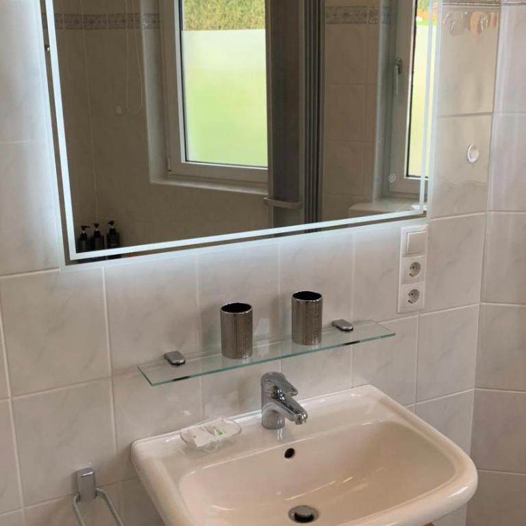 Villa Aigner - Apartment mit Bad - 43