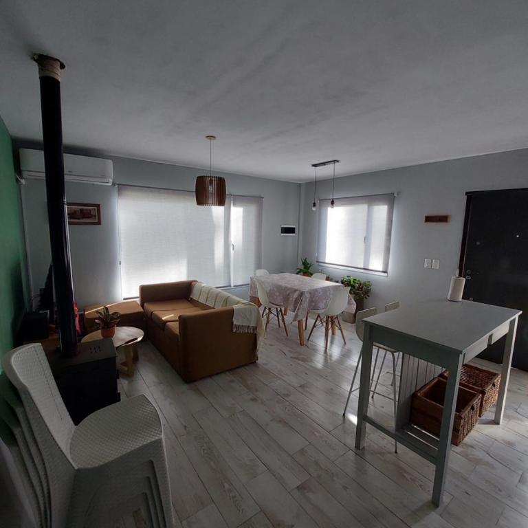 Casa en Pinamar - Two-Bedroom House - 7