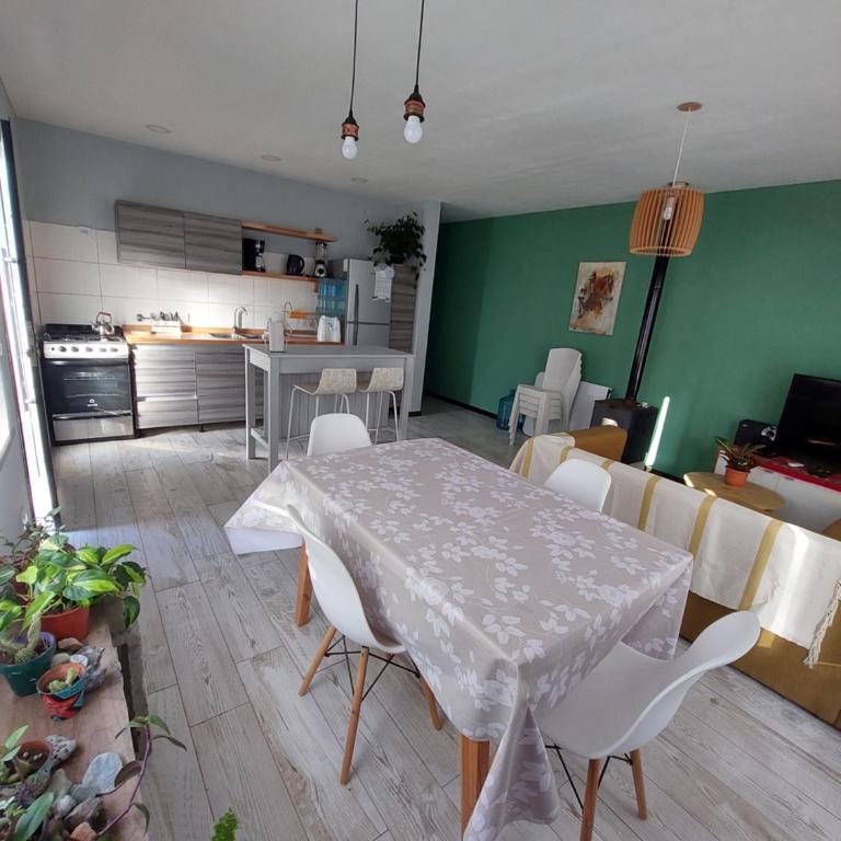 Casa en Pinamar - Two-Bedroom House - 11