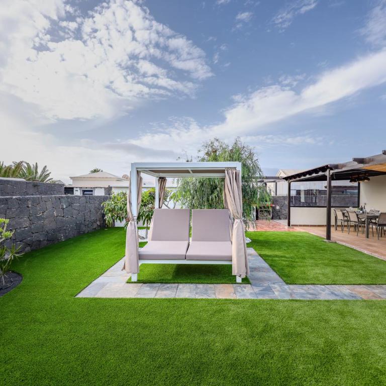 Casa Carla - Three-Bedroom Villa - 8