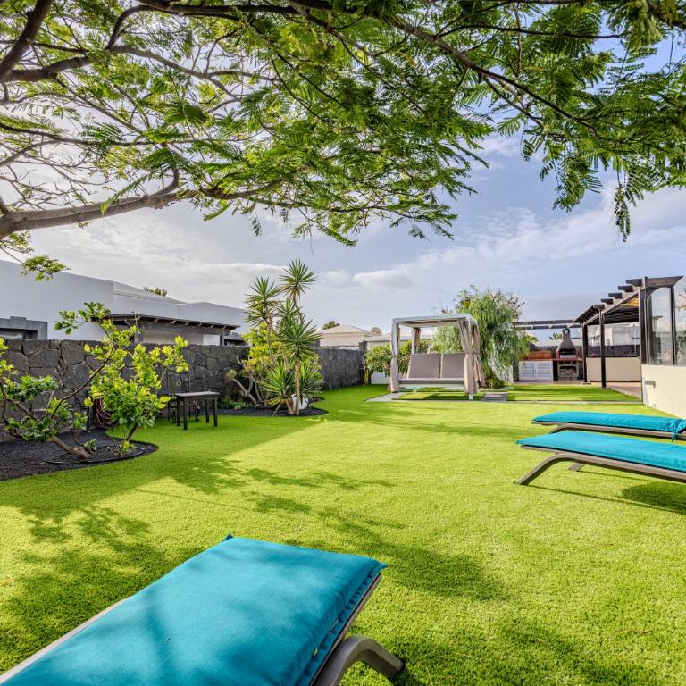 Casa Carla - Three-Bedroom Villa - 9
