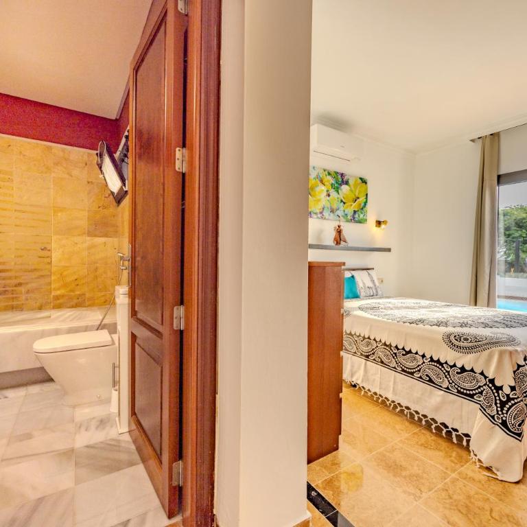 Casa Carla - Three-Bedroom Villa - 21