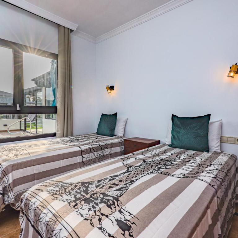 Casa Carla - Three-Bedroom Villa - 23