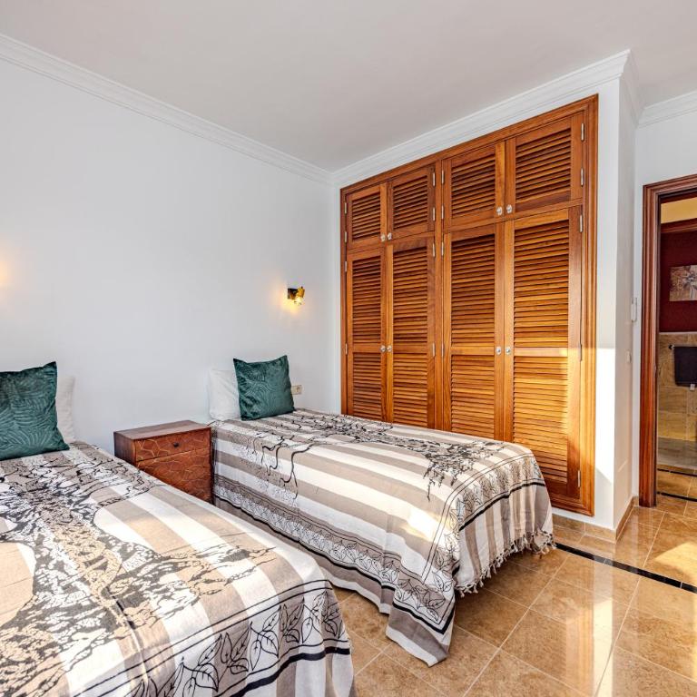 Casa Carla - Three-Bedroom Villa - 24