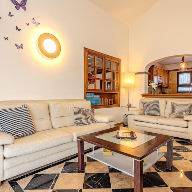 Casa Carla - Three-Bedroom Villa - 34