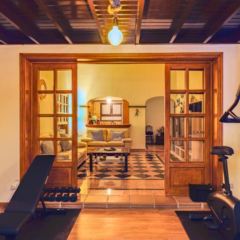 Casa Carla - Three-Bedroom Villa - 38