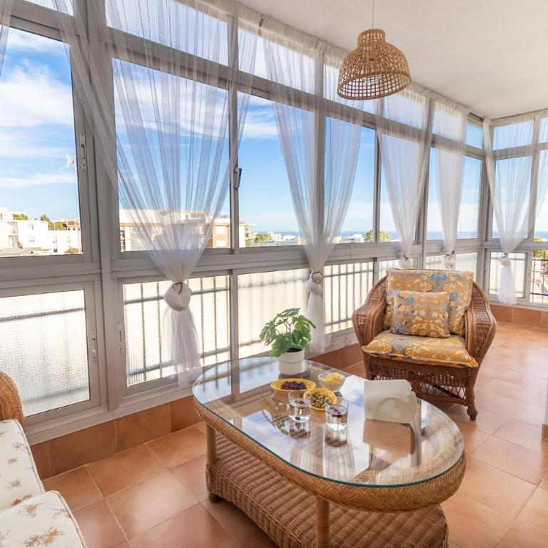 Apartamento en Marbella centro vistas al mar - Three-Bedroom Apartment with Sea View - 4