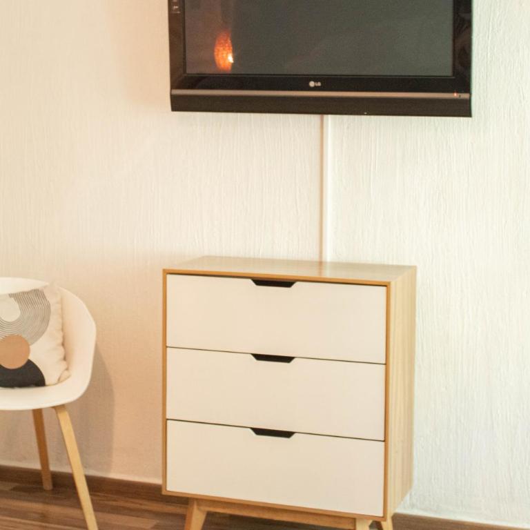 Casa Valeria - Three-Bedroom House - 13