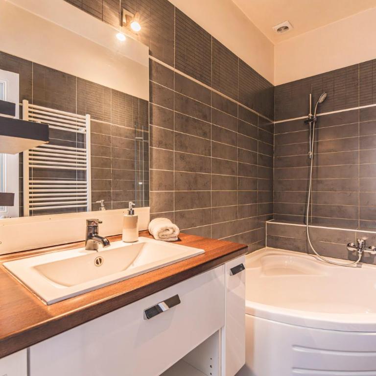 Spacieux Cœur de Reims - Apartamento de 2 dormitorios - 5