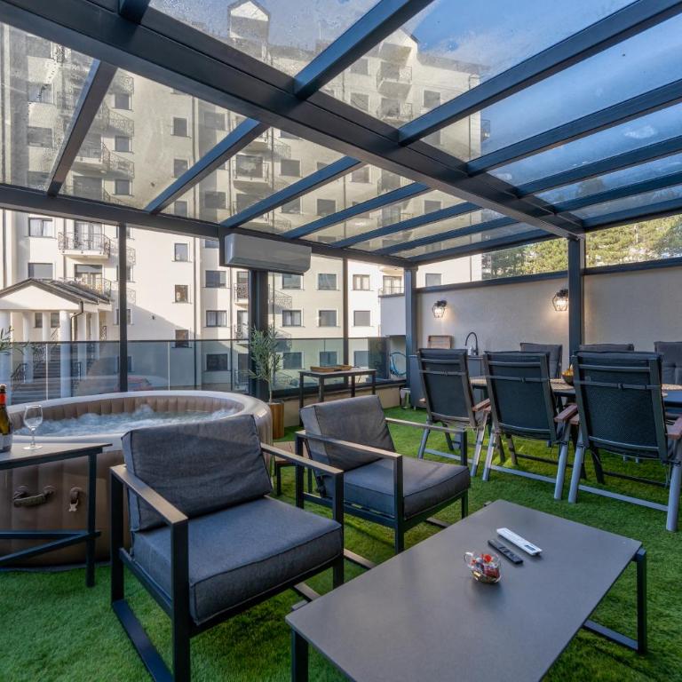 MEDVEDOV DOM Apartman sa VELIKOM terasom 34m2 - One-Bedroom Apartment - 8