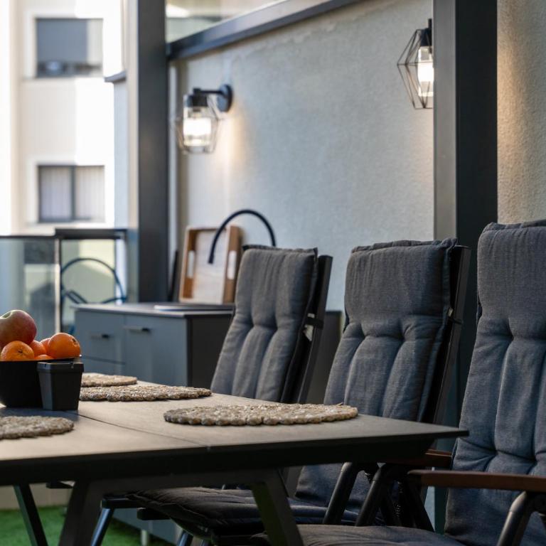 MEDVEDOV DOM Apartman sa VELIKOM terasom 34m2 - One-Bedroom Apartment - 14