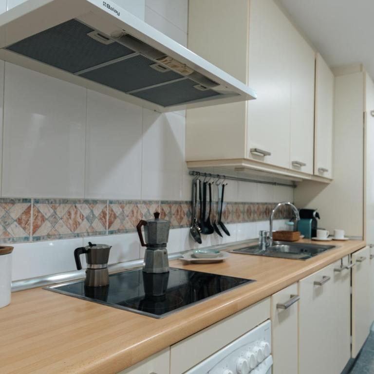 Malta by BH Marbella - Two-Bedroom Apartment with Balcony and Terrace - 24