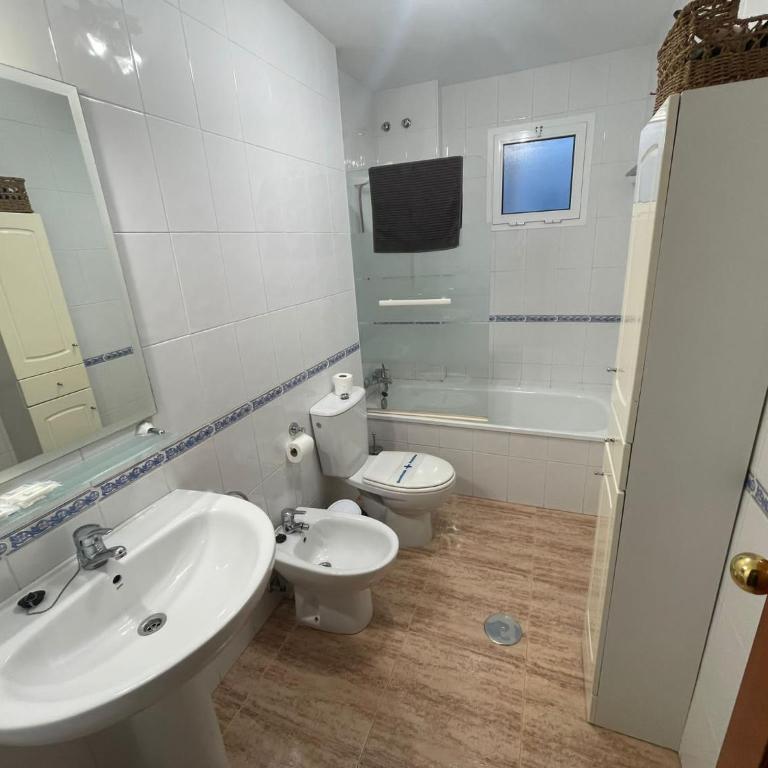 Apartamento a unos pasos de la Playa (Rota) - Apartamento de 3 dormitorios - 13