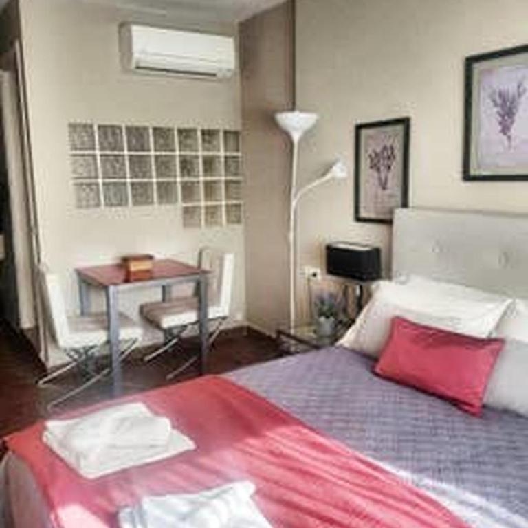 Nice studio in Pedregalejo - Apartamento de 1 dormitorio - 2