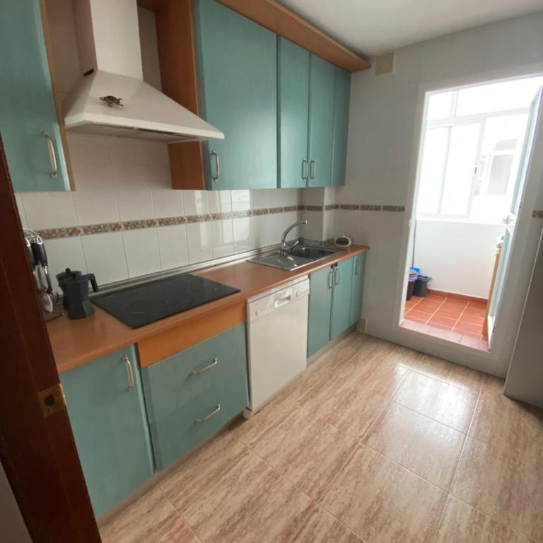 Apartamento a unos pasos de la Playa (Rota) - Apartamento de 3 dormitorios - 14