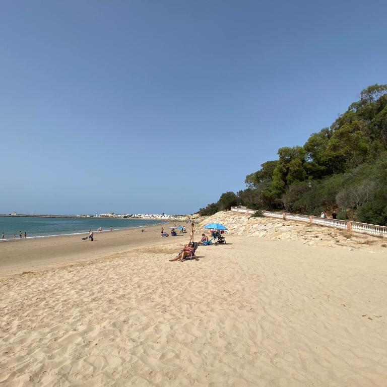 Apartamento a unos pasos de la Playa (Rota) - Apartamento de 3 dormitorios - 25