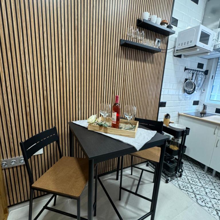 Vistalegre! pequeño y fantastico loft cerca del Metro - Apartamento de 1 dormitorio - 4