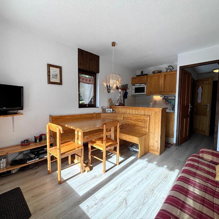 CYBELE C1 appartement proche village et pistes - Apartment with Mountain View - 6