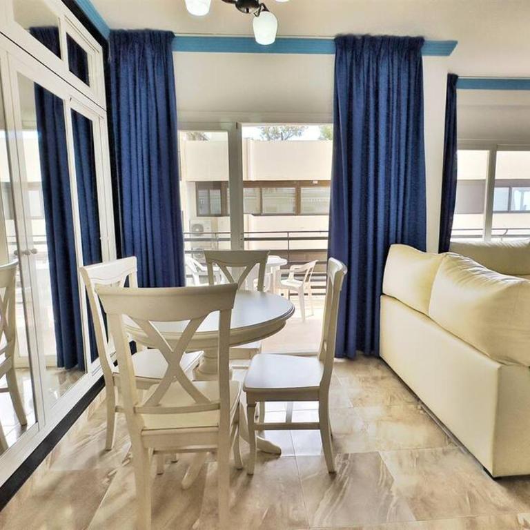Mediterraneo 408- Estudio con vistas al mar en Marbella centro - Estudio - 10