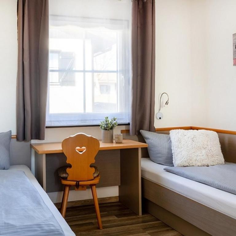 Ferienhaus Nr 86, Kategorie Komfort Plus L, Feriendorf Hochbergle, Allgäu - Ferienhaus - 3