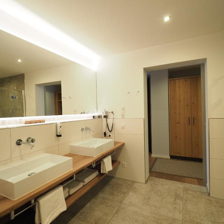 Hotel Bayerischer Hof - Apartment mit 1 Schlafzimmer - Nebengebäude - 9