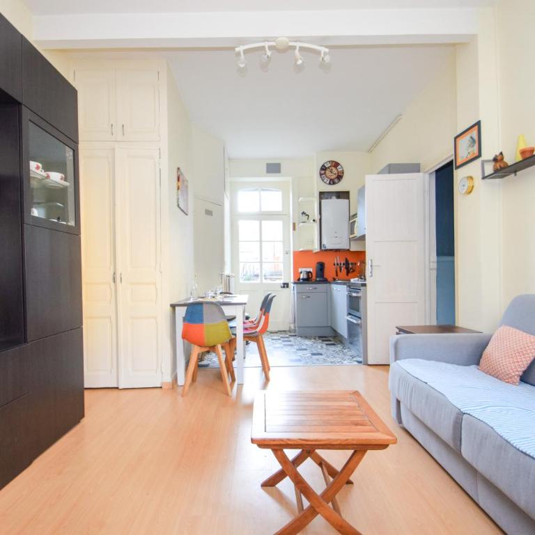 Appartement 6 pers a 300m de la plage du prieuré - Two-Bedroom Apartment with Terrace - 1