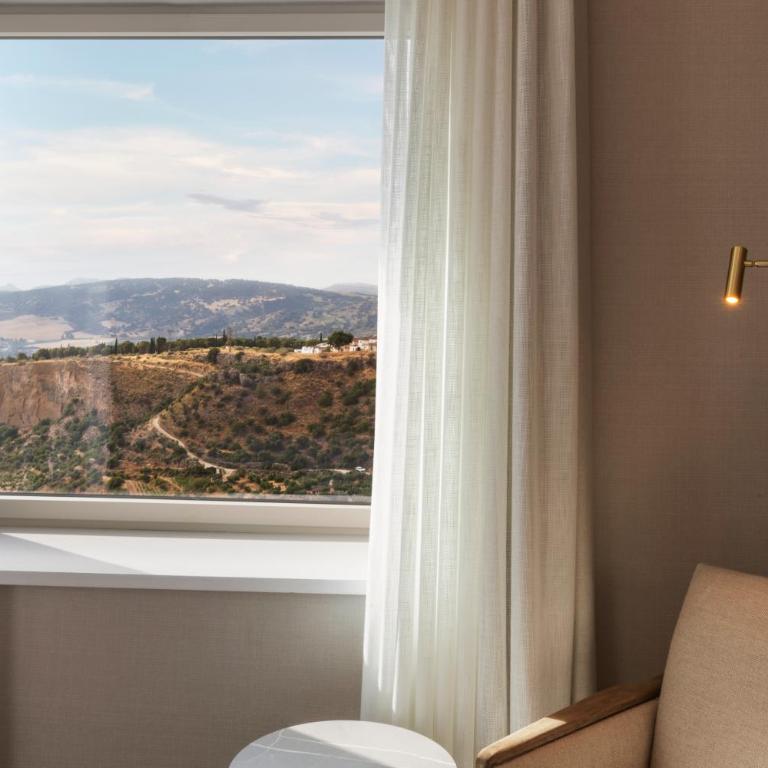 Catalonia Reina Victoria - Habitación Doble esquinera con vistas a la terraza - 3