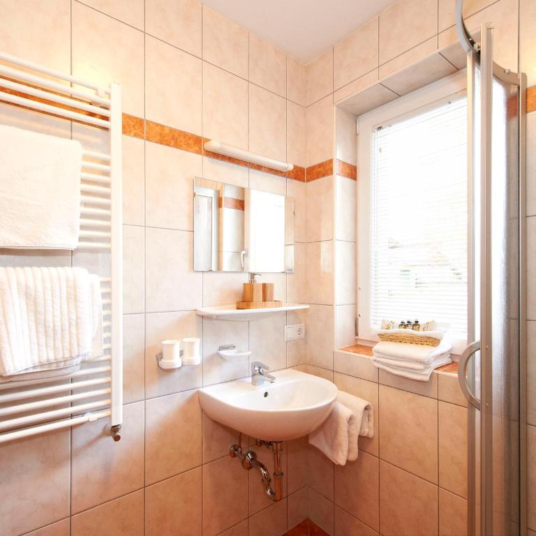 Appartementhaus Gratz - Apartment mit 1 Schlafzimmer (2 Erwachsene + 1 Kind) - 8