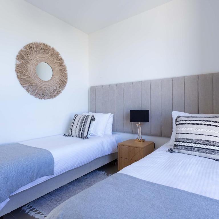 Intempo by Holuxe -184- 18th floor - Two-Bedroom Apartment - 19
