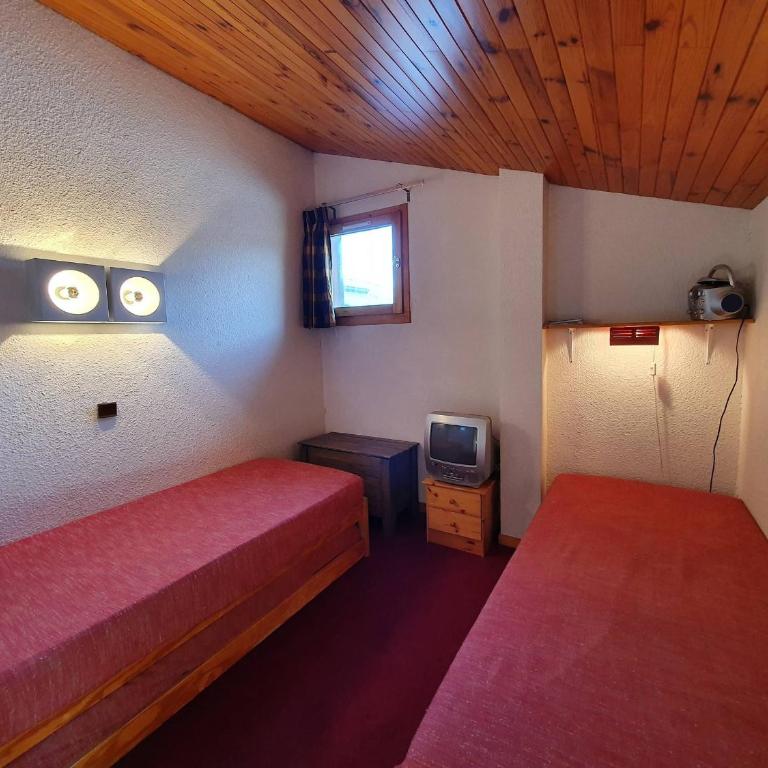 Duplex 6 pers avec balcon aux Coches, proche pistes et commerces - Appartement 2 Chambres - 3