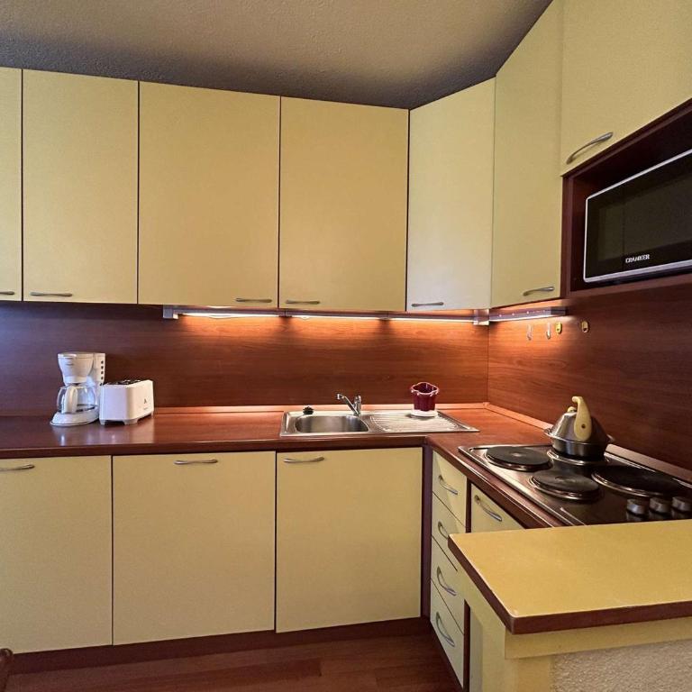 Appartement skis aux pieds, 6 pers avec parking, Montgenèvre - FR-1-330D-7 - Appartamento (6 Adulti) - 4