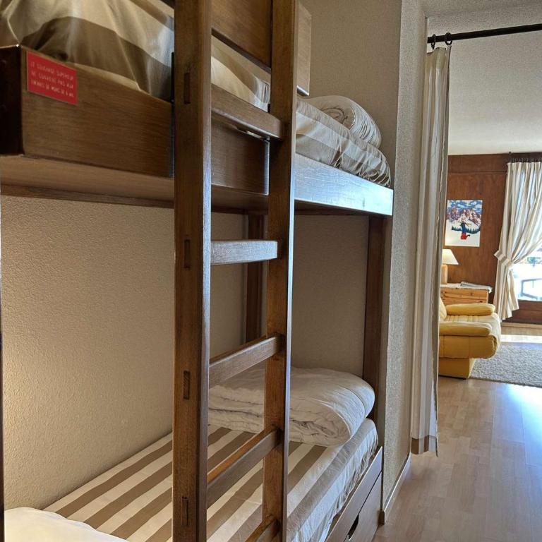 Studio montagne 4 pers. avec balcon, pistes à 100m, parking, local à skis - Montgenèvre - FR-1-330D-77 - Apartamento (4 adultos) - 5