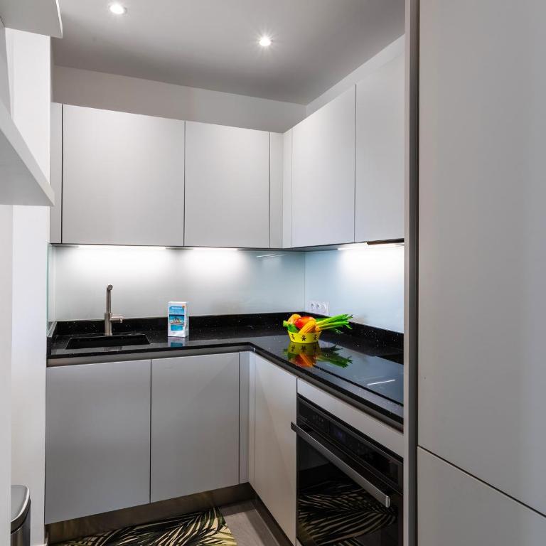 Esterel AP4431 By Riviera Holiday Homes - Studio avec Terrasse - 17