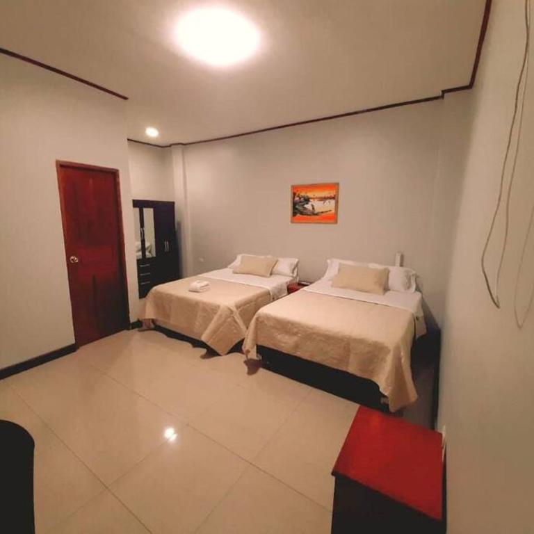 Apartamento 300 Tercer piso,cómodo ,amplio,privado - One-Bedroom Apartment - 1