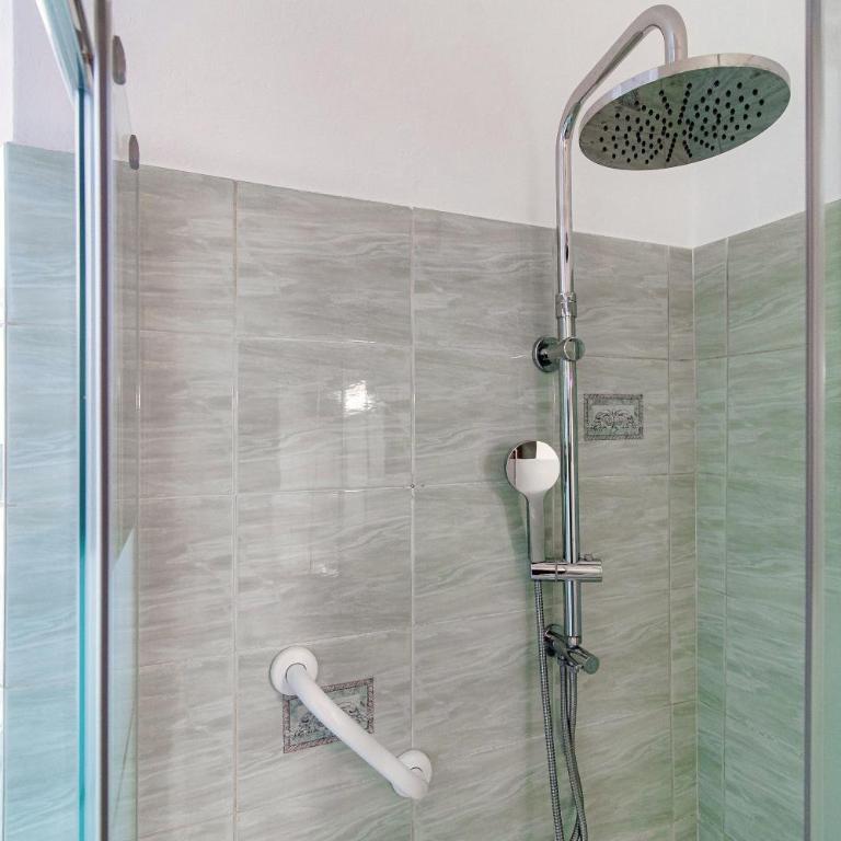 Lidia's Home by Quokka 360 - Quiet Stay In Cernobbio - Appartamento con 2 Camere da Letto - 24
