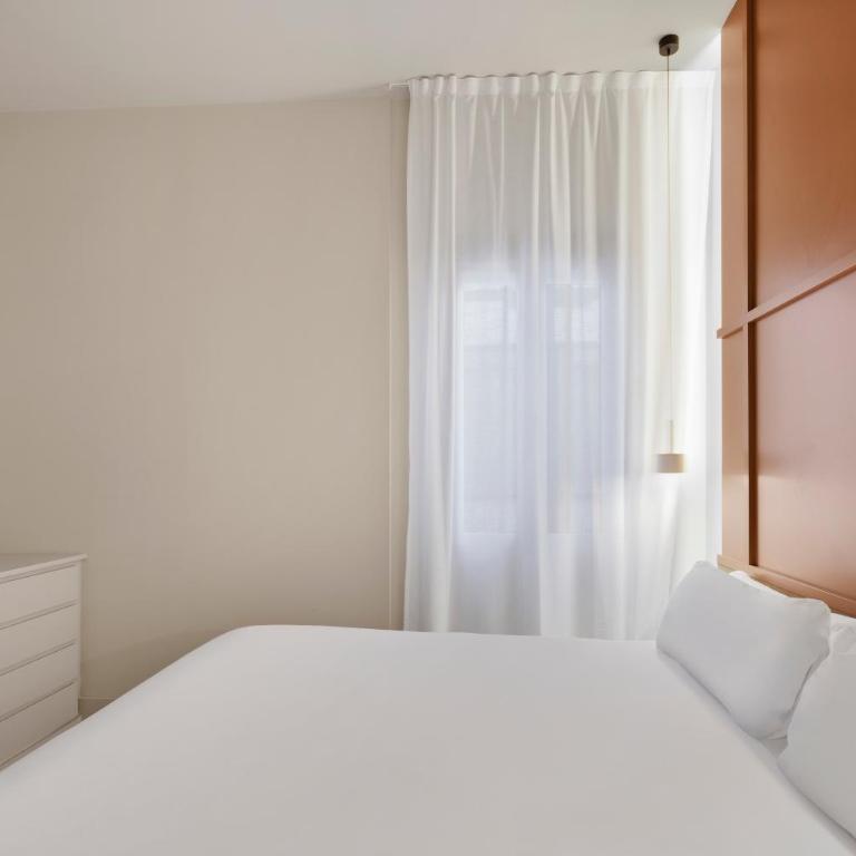 B&B HOTEL Apartamentos Madrid Centro Fuencarral 46 - Two-Bedroom Apartment - 15