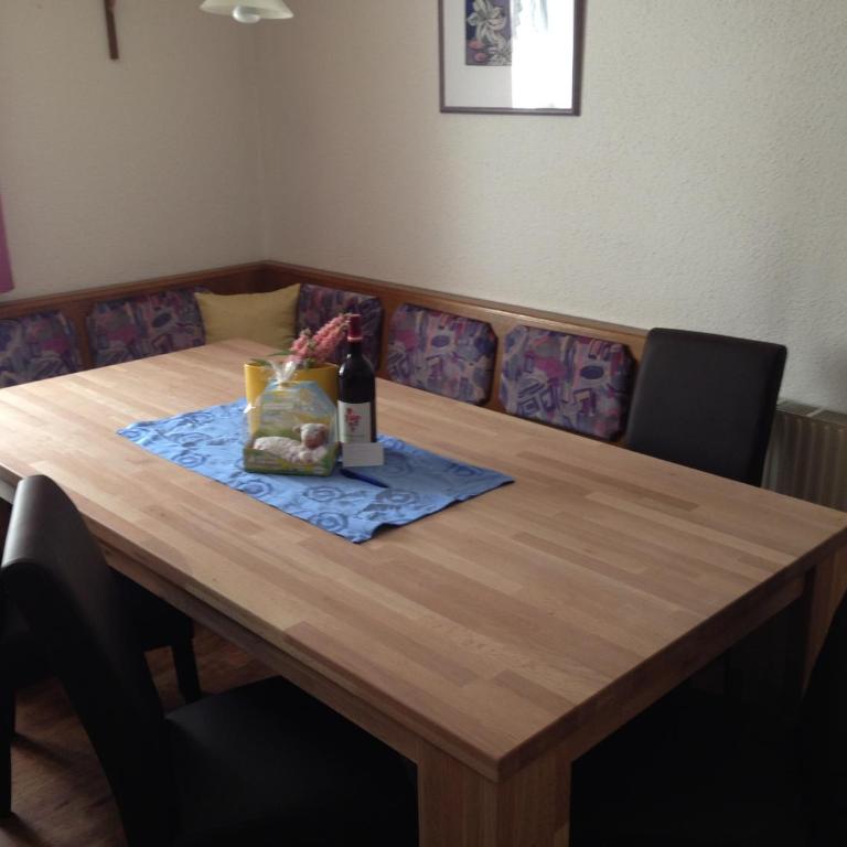 Brügglers Ferienhäuser - Chalet mit 4 Schlafzimmern und Garten - 2