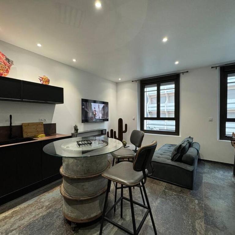 Chez Clea - One-Bedroom Apartment - 2