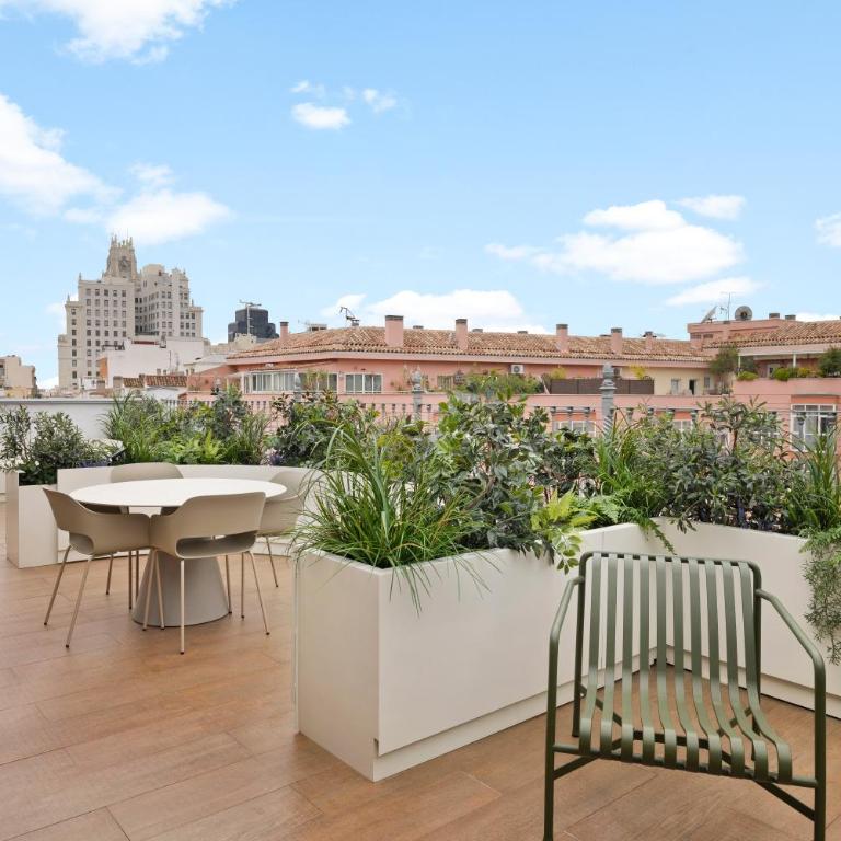 B&B HOTEL Apartamentos Madrid Centro Fuencarral 46 - Penthouse Apartment with Terrace - 18