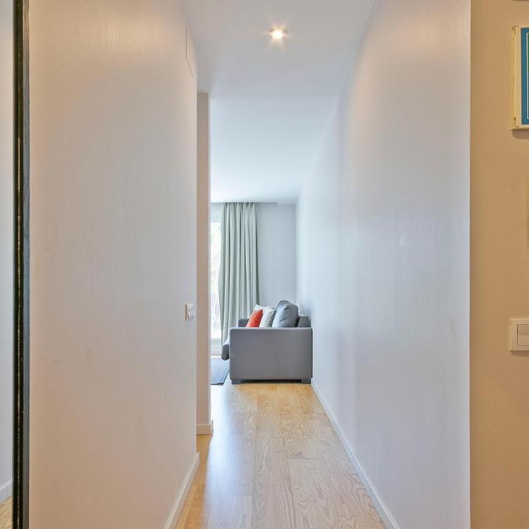 Lugaris Beach Apartments - Apartamento Business - 8