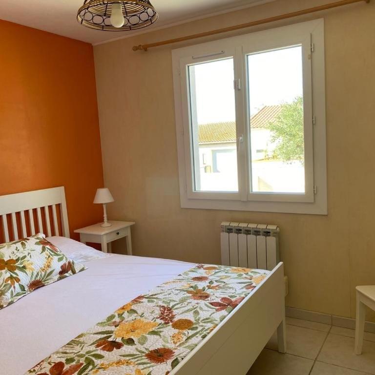 Belle villa spacieuse avec piscine privée, semi climatisée- 10 couchages, wifi, proche canal du midi et à 4 km de la mer LXPIN7 - Maison 4 Chambres - 7