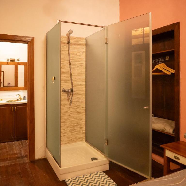 ALOJAMIENTOS NECANA - Standard Double or Twin Room - 4